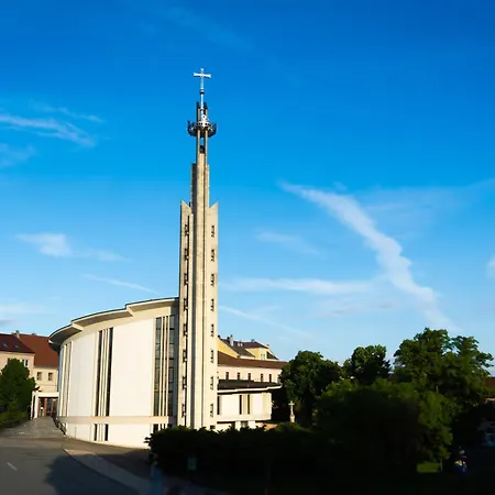 Pod Radnici 3*