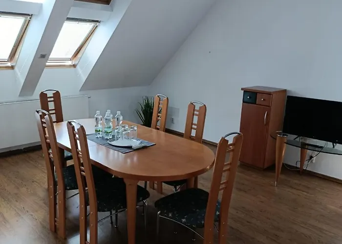 Konukevi Pod Radnici 3*