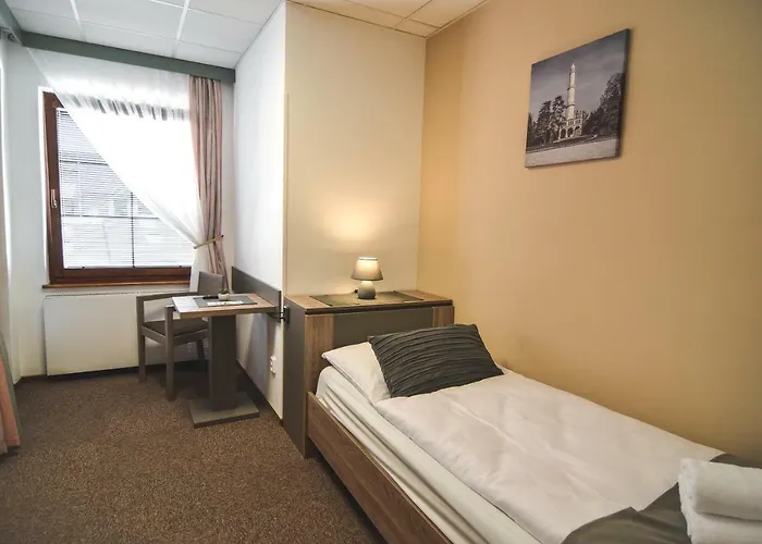 Pod Radnici Konukevi 3*