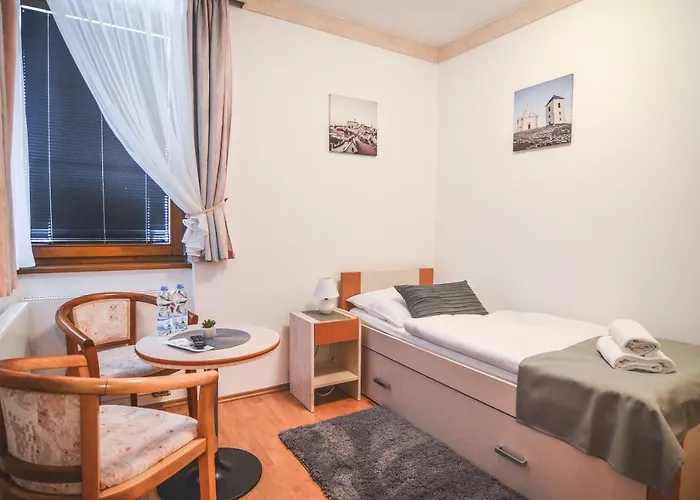 Konukevi Pod Radnici 3*
